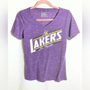 NBA Los Angeles Lakers Womens Purple V-Neck Graphic T-Shirt Size Large